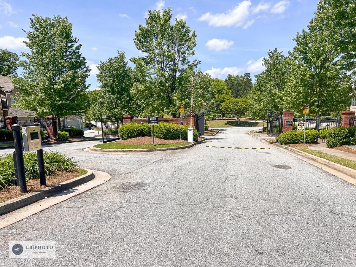 4 - Bed Home With Cali King Bed, 12 Mins To Dtwn Atlanta Eksteriør billede